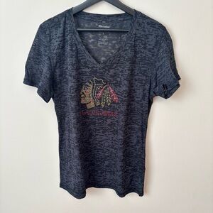 Blackhawks Women's Black V-Neck Rhinestones Top Size L 100% cotton